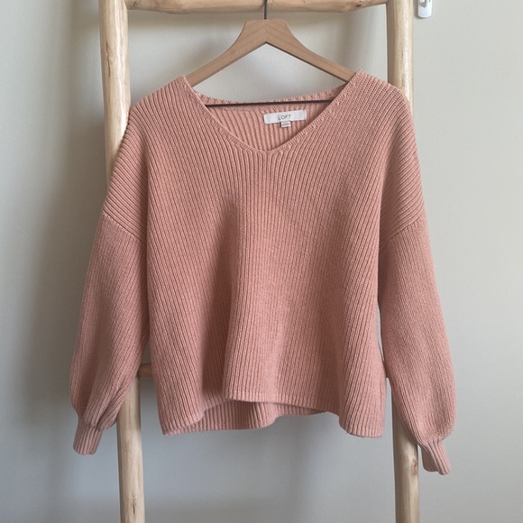 Loft Peach V-neck Puff Sleeve Sweater Sz Medium - Picture 2 of 7